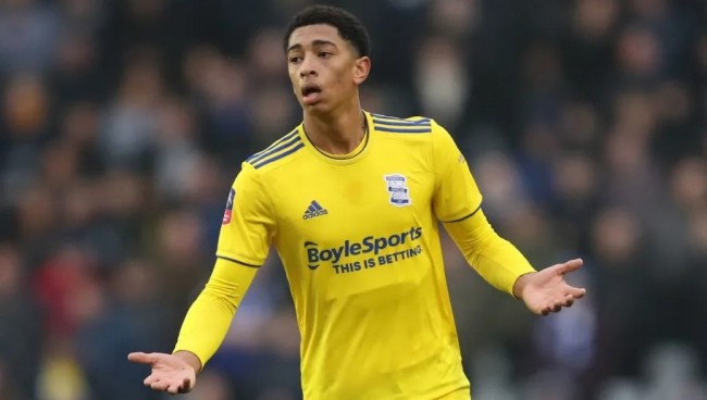 【lpl战报】V5 2-0 FPX：Photic掏出彗星女枪 V5轻取FPX继续领跑积分榜