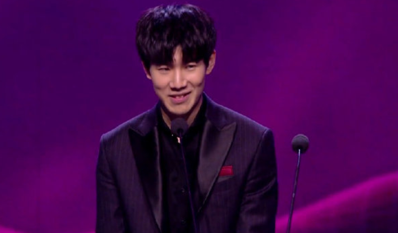 【预测】2020KPL秋季赛11.4赛程，eStarPro vs VG，QGhappy vs WE